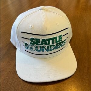 Retro Mitchell & Ness Seattle Sounders snapback cap